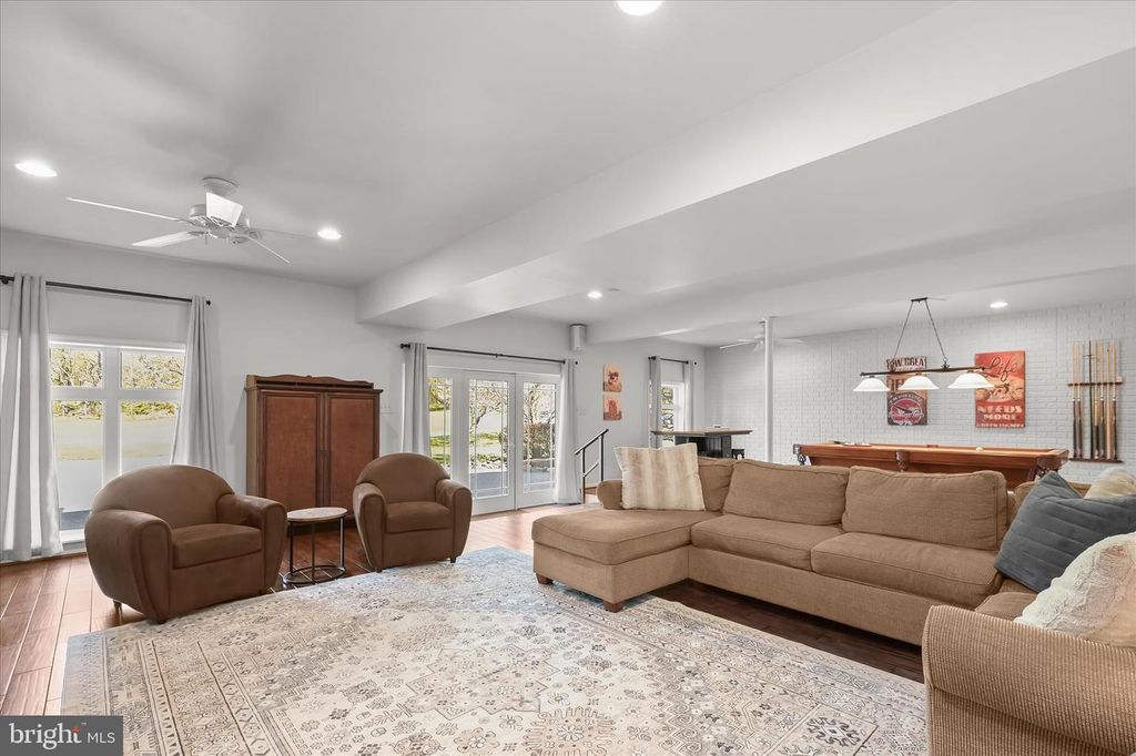 Image 42 of property listing at 14289 OLD FREDERICK RD, Cooksville, MD 21723