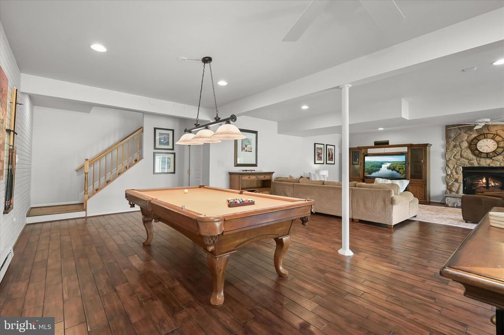 Image 44 of property listing at 14289 OLD FREDERICK RD, Cooksville, MD 21723