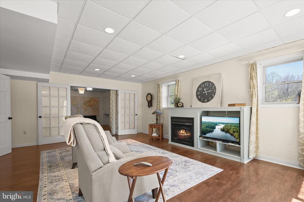 Image 49 of property listing at 14289 OLD FREDERICK RD, Cooksville, MD 21723