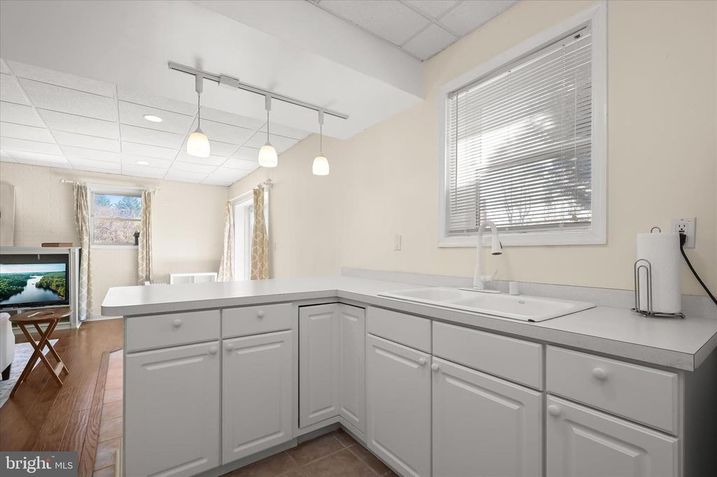 Image 52 of property listing at 14289 OLD FREDERICK RD, Cooksville, MD 21723