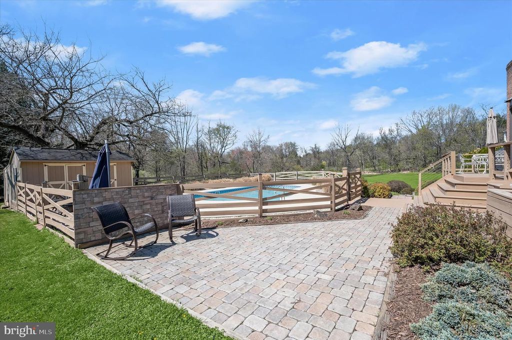 Image 69 of property listing at 14289 OLD FREDERICK RD, Cooksville, MD 21723