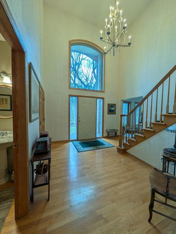 419 Brandywine Drive, Burnsville, MN 55337