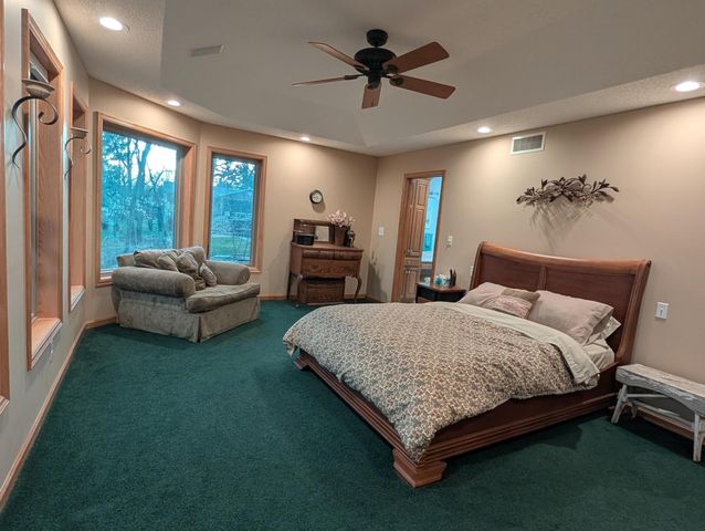 419 Brandywine Drive, Burnsville, MN 55337