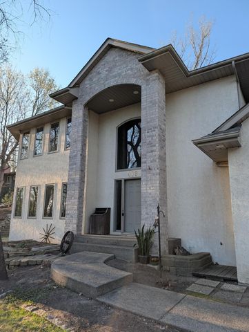 419 Brandywine Drive, Burnsville, MN 55337