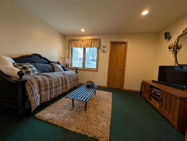 419 Brandywine Drive, Burnsville, MN 55337