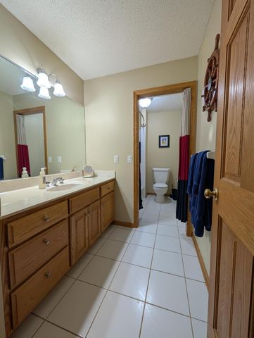 419 Brandywine Drive, Burnsville, MN 55337