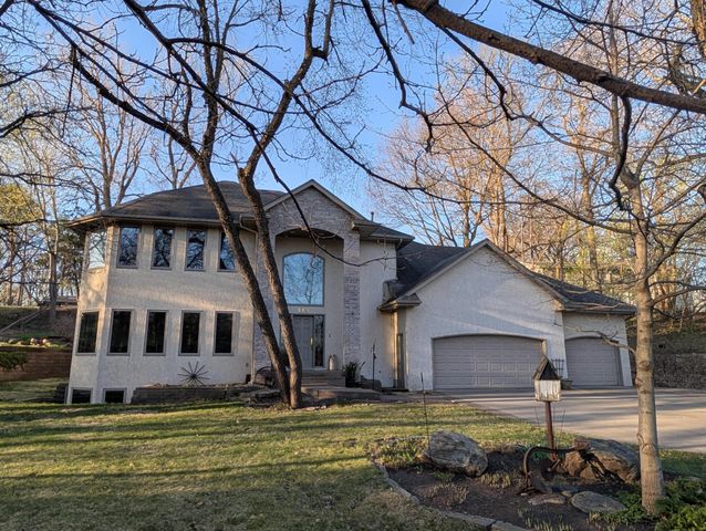 419 Brandywine Drive, Burnsville, MN 55337