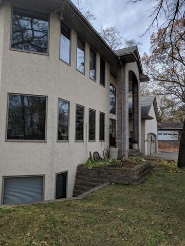 419 Brandywine Drive, Burnsville, MN 55337