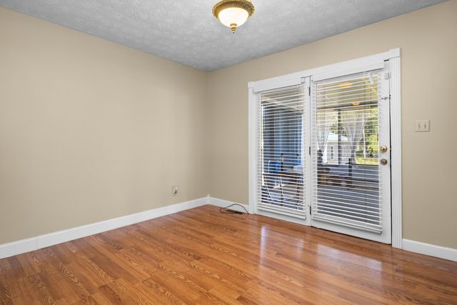 2015 Old Whitley Road, London, KY 40744