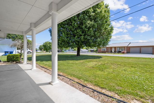 2015 Old Whitley Road, London, KY 40744
