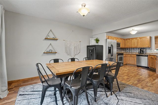 200 SE Westgate Drive, Waukee, IA 50263