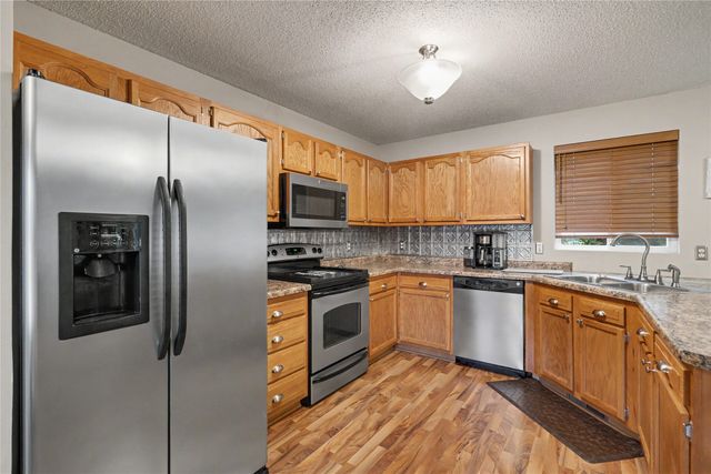 200 SE Westgate Drive, Waukee, IA 50263