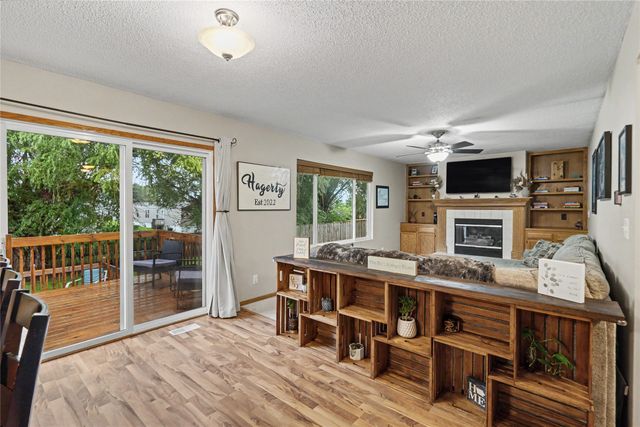200 SE Westgate Drive, Waukee, IA 50263