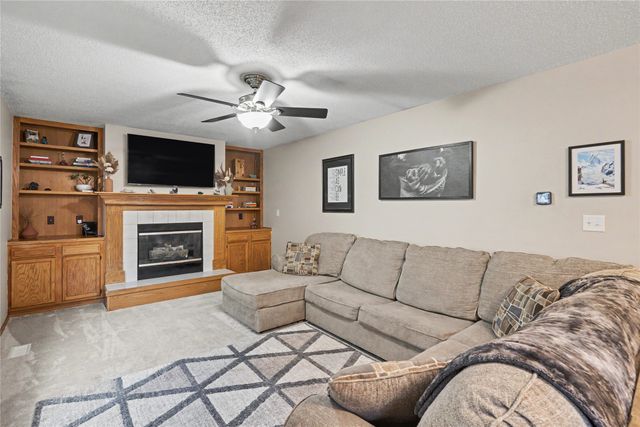 200 SE Westgate Drive, Waukee, IA 50263