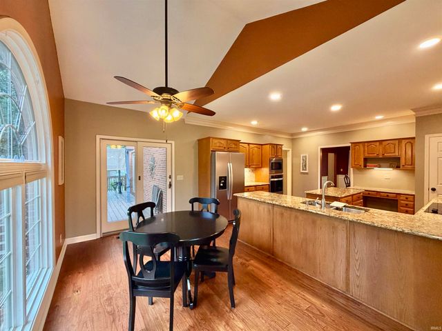 3199 Brookfield Drive, Newburgh, IN 47630