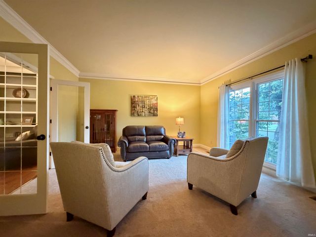 3199 Brookfield Drive, Newburgh, IN 47630