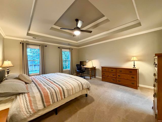 3199 Brookfield Drive, Newburgh, IN 47630