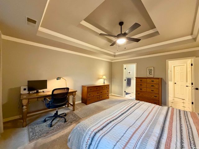 3199 Brookfield Drive, Newburgh, IN 47630