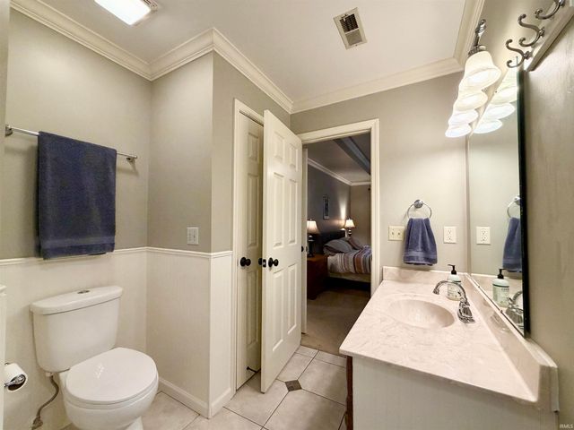 3199 Brookfield Drive, Newburgh, IN 47630