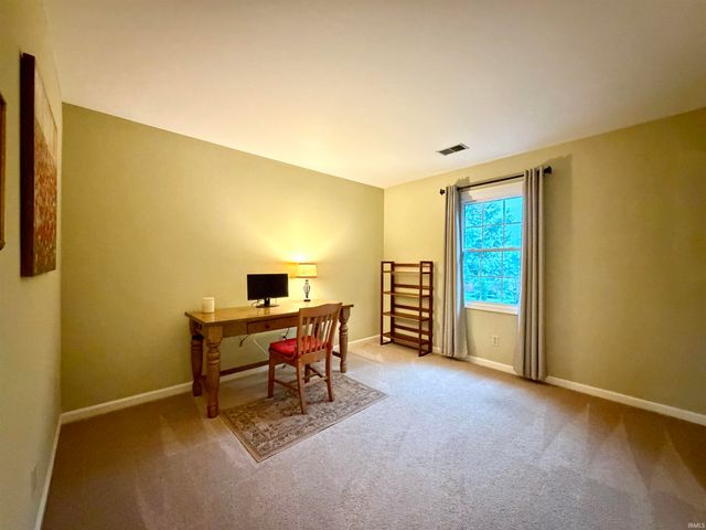 3199 Brookfield Drive, Newburgh, IN 47630