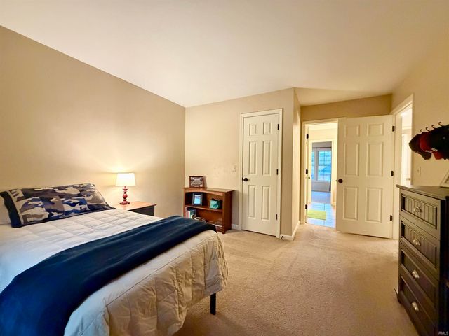 3199 Brookfield Drive, Newburgh, IN 47630