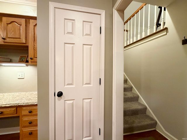 3199 Brookfield Drive, Newburgh, IN 47630