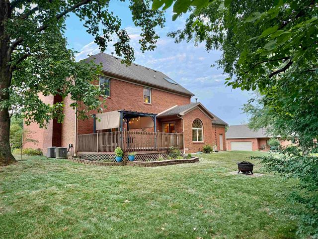 3199 Brookfield Drive, Newburgh, IN 47630