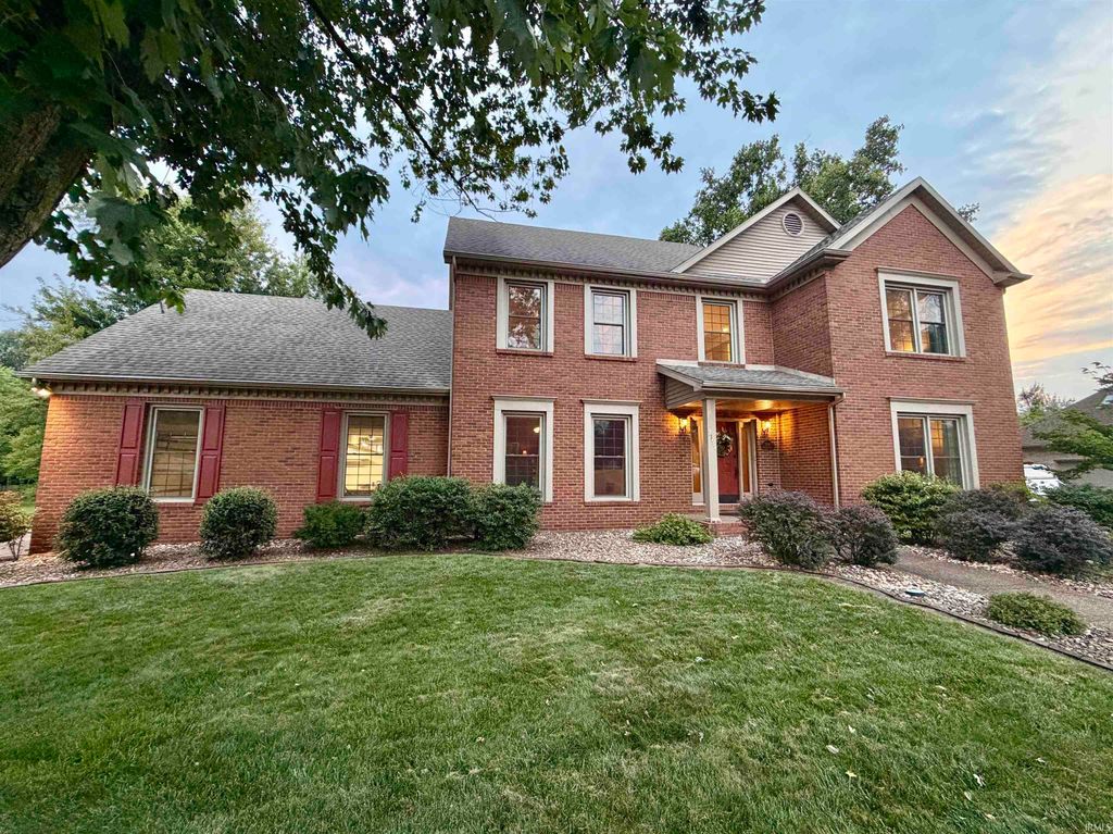 3199 Brookfield Drive, Newburgh, IN 47630