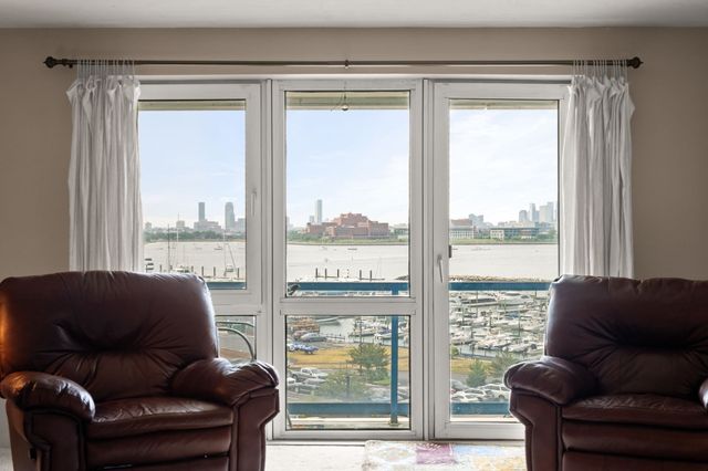 1001 Marina Dr 507, Quincy, MA 02171