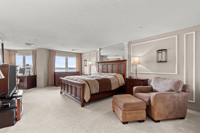 1001 Marina Dr 507, Quincy, MA 02171