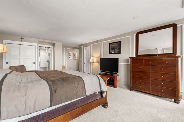 1001 Marina Dr 507, Quincy, MA 02171