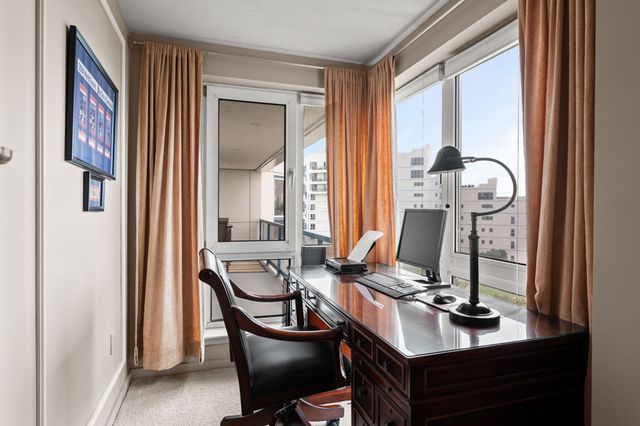 1001 Marina Dr 507, Quincy, MA 02171