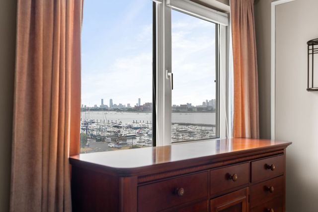 1001 Marina Dr 507, Quincy, MA 02171