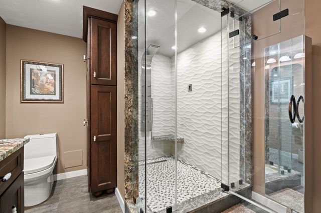 1001 Marina Dr 507, Quincy, MA 02171