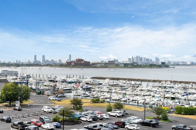 1001 Marina Dr 507, Quincy, MA 02171