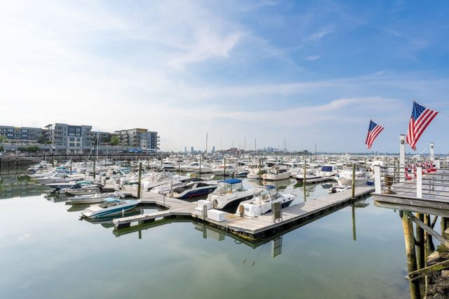 1001 Marina Dr 507, Quincy, MA 02171