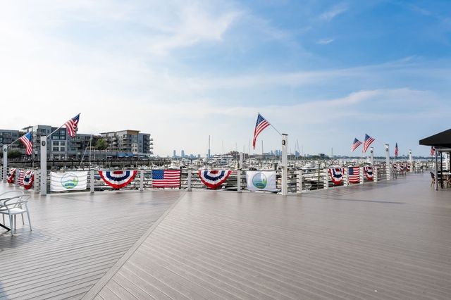 1001 Marina Dr 507, Quincy, MA 02171
