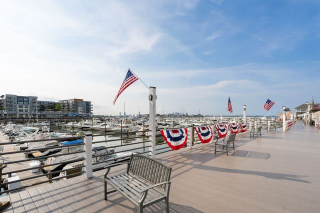 1001 Marina Dr 507, Quincy, MA 02171