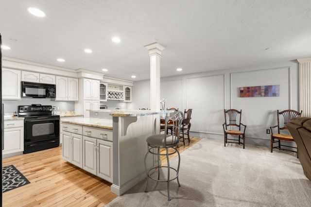 1001 Marina Dr 507, Quincy, MA 02171