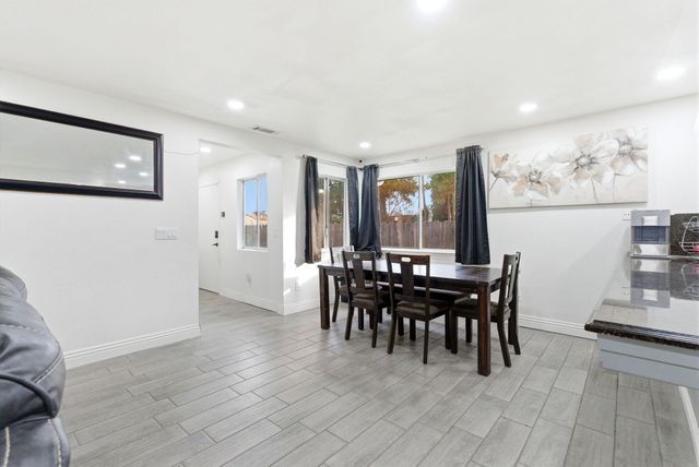 276 N Cottage Street, Porterville, CA 93257