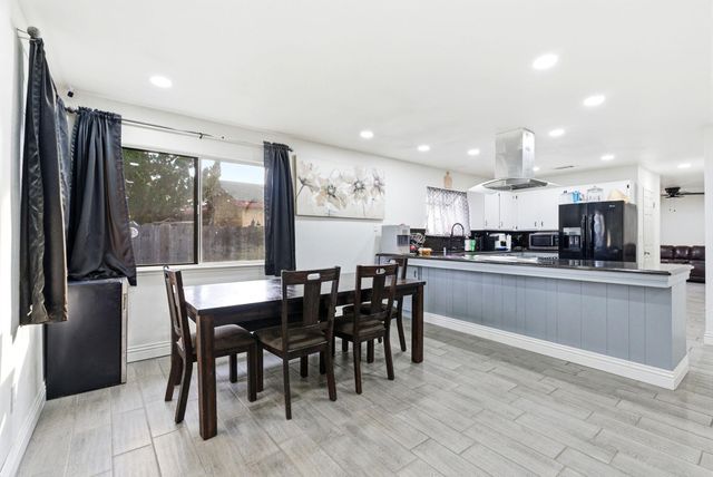 276 N Cottage Street, Porterville, CA 93257