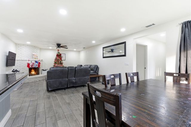 276 N Cottage Street, Porterville, CA 93257