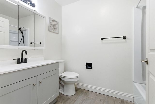 276 N Cottage Street, Porterville, CA 93257