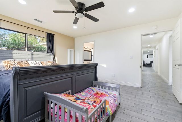 276 N Cottage Street, Porterville, CA 93257