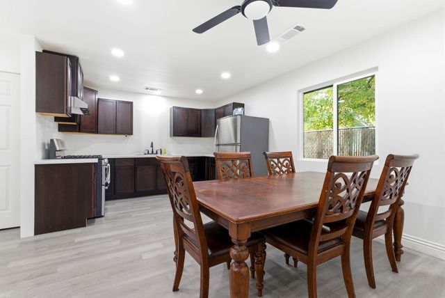 276 N Cottage Street, Porterville, CA 93257