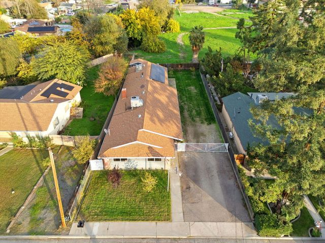 276 N Cottage Street, Porterville, CA 93257