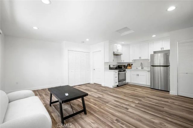7823 Ampere, North Hollywood, CA 91605