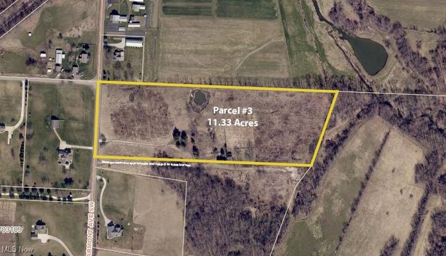 5306 Carmont Avenue SW, Navarre, OH 44662