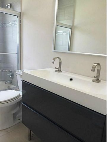 740 NE 179 TE, North Miami Beach, FL 33162