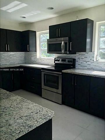 740 NE 179 TE, North Miami Beach, FL 33162